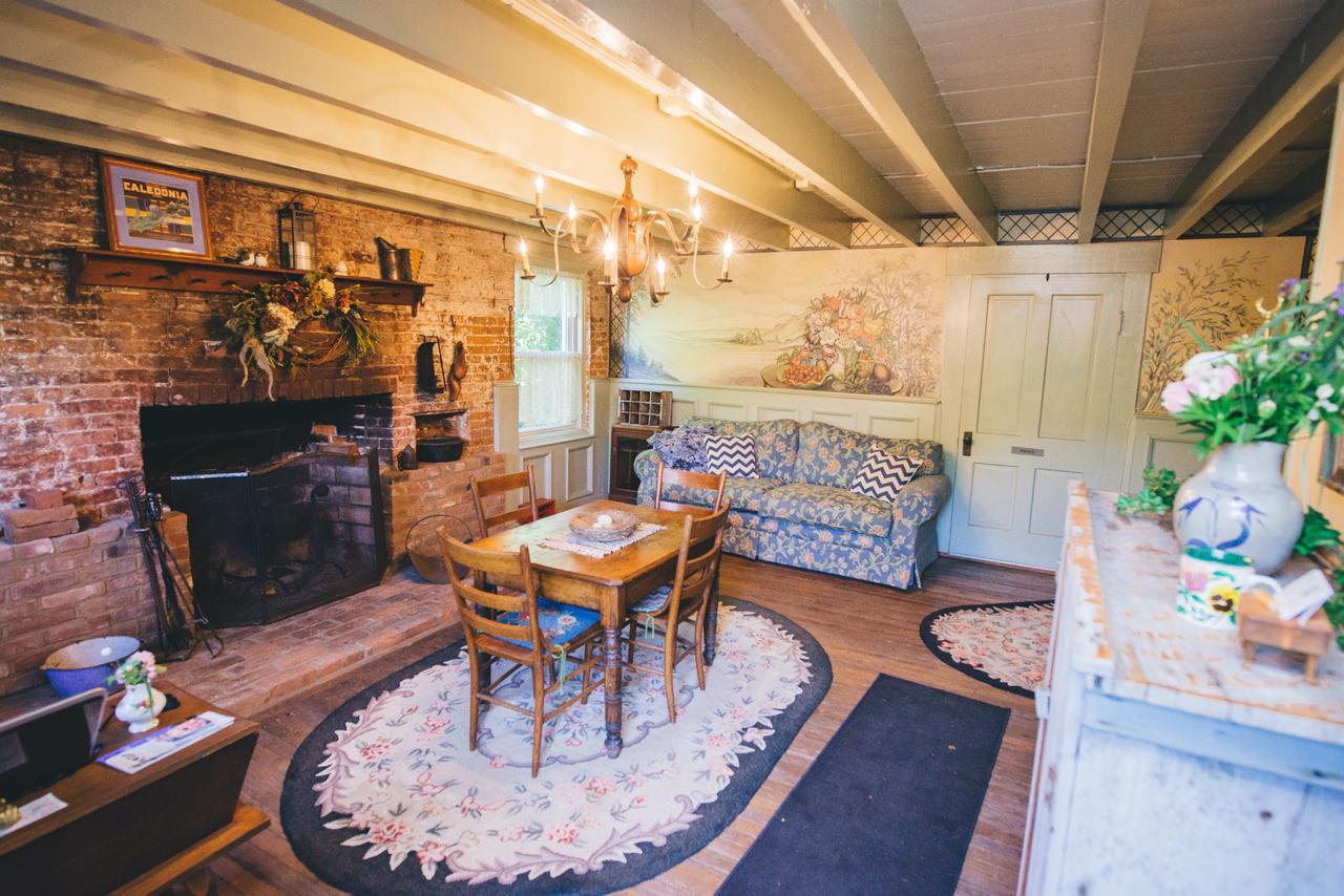 Old Caledonian Bed & Breakfast מראה חיצוני תמונה