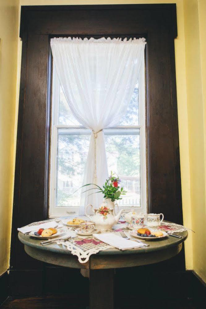 Old Caledonian Bed & Breakfast מראה חיצוני תמונה