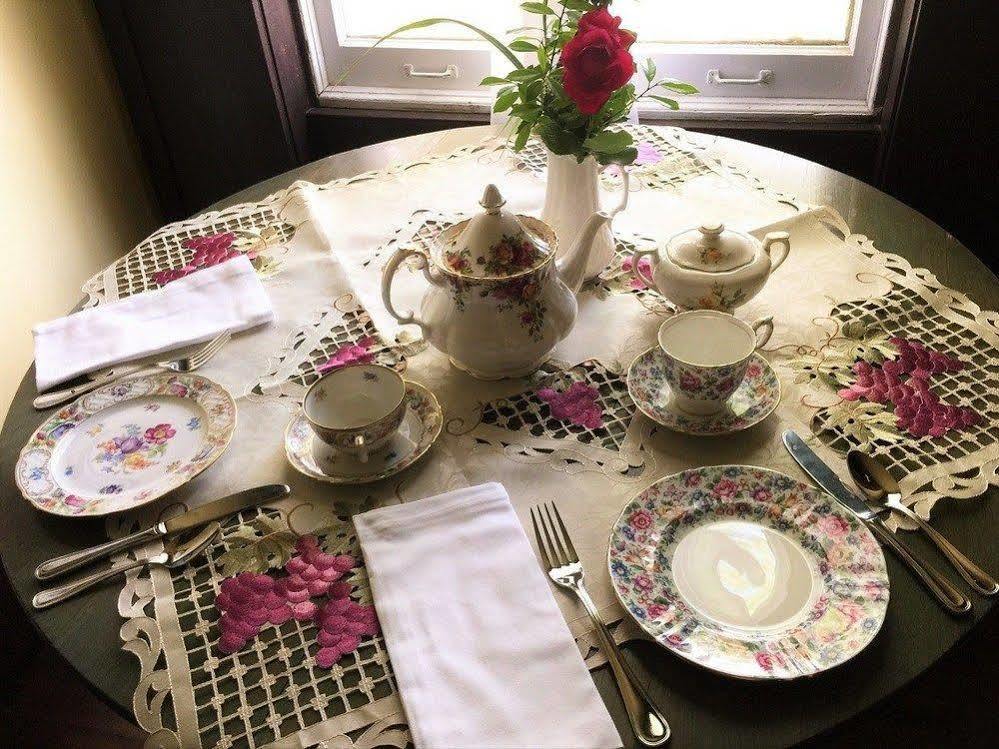 Old Caledonian Bed & Breakfast מראה חיצוני תמונה
